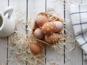 Mehr über den Artikel erfahren Wis­senshap­pen des Monats: Ei-Ei-Ei – Mythen, Wis­sen und kreative Ideen rund ums&nbsp;Ei